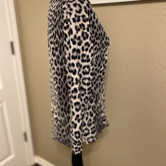 Betsey Johnson Leopard Print Fleece Top Size S - Picture 5 of 14